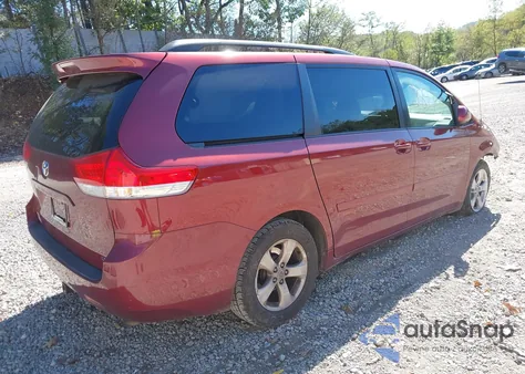 2012 Toyota Sienna Le V6 8 Passenger from USA, damaged, VIN 5TDKK3DC4CS188189